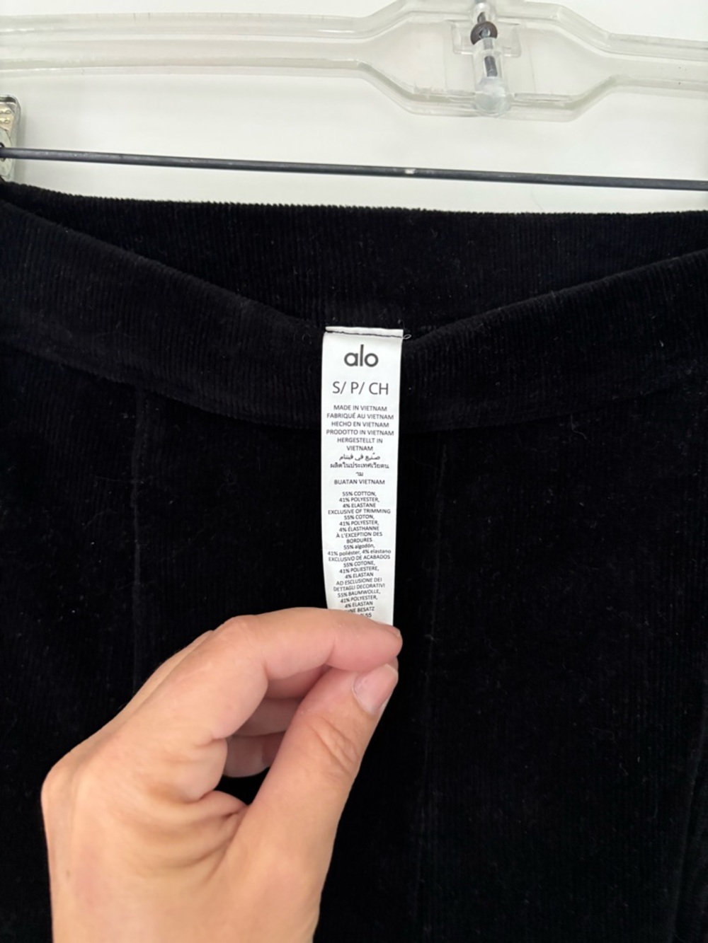 ALO Yoga Micro Corduroy High-Waist Winter Break Flare Pant - Black, SZ S - Picture 4 of 9